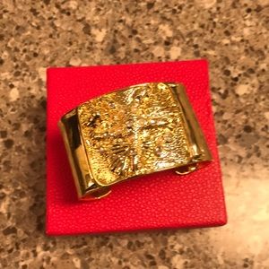 New Lilly Pulitzer Gold Sea Treasure Cuff Bracelet